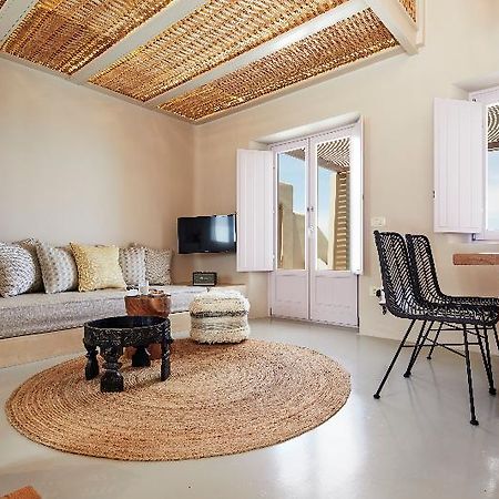 North Santorini A Luxury Spa Hotel Pyrgos Kallistis Luaran gambar